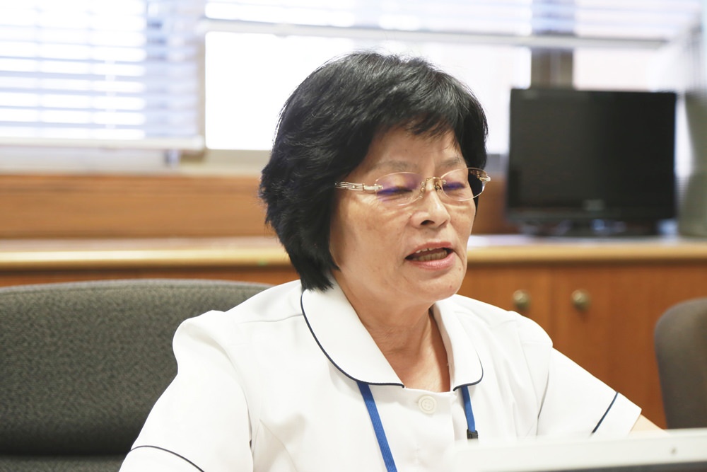 津波(つは)勝代さん(久米島病院 看護部長)